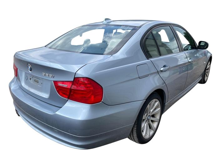 2011 bmw 3-series 328i-xdrive-sa with 134733 miles for sale near elk-river, minnesota 5cdf7d321d0d4f8f999ad9d407a70c8e.jpg