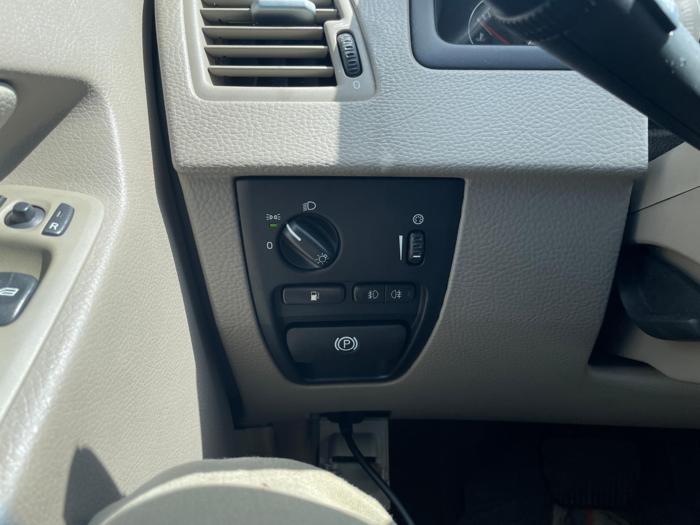2005 volvo xc90 with 146097 miles for sale near elk-river, minnesota 5ce7726ed67d4dd2adf2698fece7053f.jpg