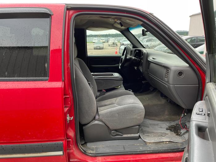 2004 Chevrolet Silverado 2500