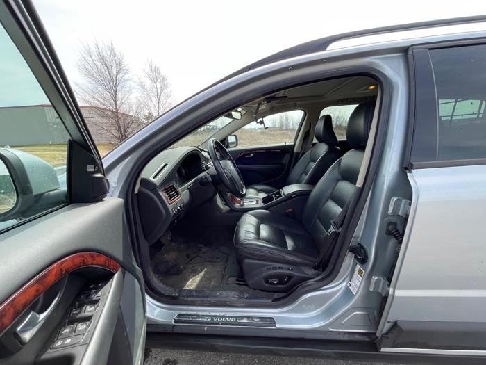 2008 volvo xc70 cross-country with 128415 miles for sale near elk-river, minnesota 5d00dda7962b4a6da63fd083263f90ae.jpeg