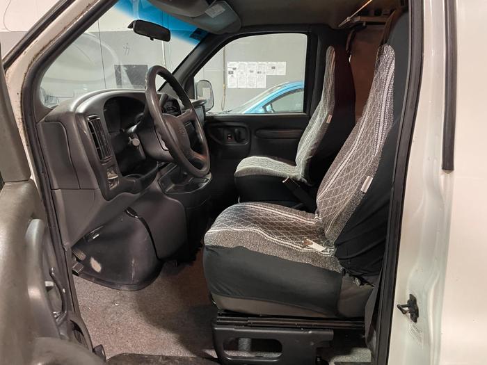 2002 Chevrolet Express