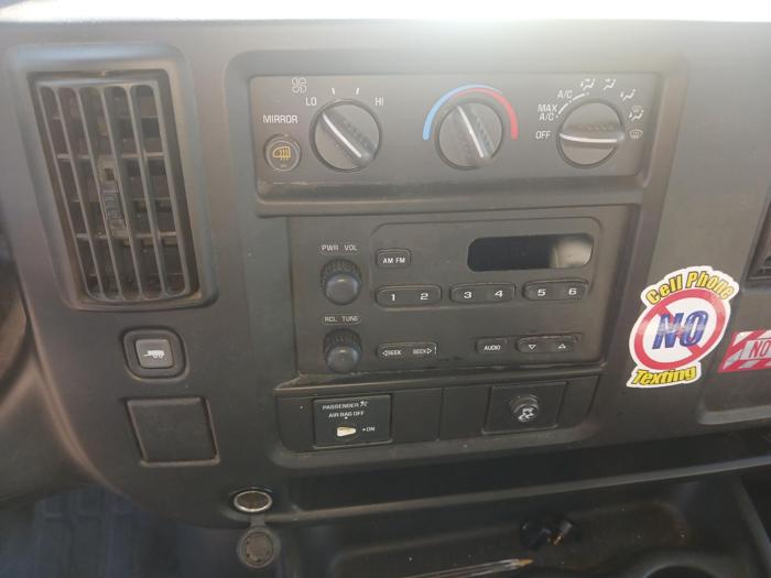 2005 chevrolet express 3500-extended with 81212 miles for sale near elk-river, minnesota 5d70543c82424dd198a17edc72b0c866.jpg