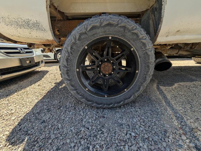 2003 chevrolet silverado-2500hd ext.-cab-short-bed-4wd with 265768 miles for sale near elk-river, minnesota 5d7ce65549ea4084a9067af4c6aa7062.jpg