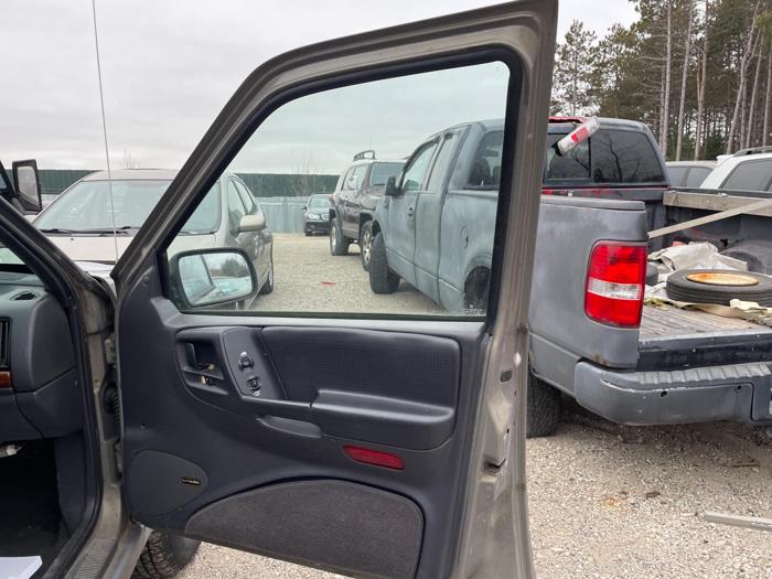 1997 jeep grand-cherokee laredo with 220728 miles for sale near elk-river, minnesota 5d83a337929542099dfd37499bad395b.jpg