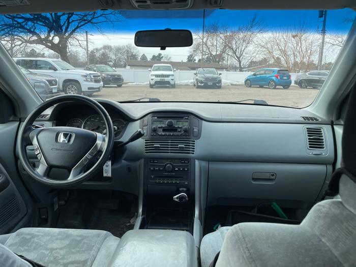 2005 honda pilot ex with 218855 miles for sale near fridley, minnesota 5da256b88ebd42a38bb80fc4fa7ff3ee.jpeg