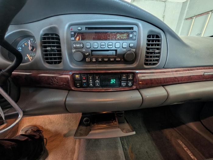 2005 buick lesabre limited with 164283 miles for sale near elk-river, minnesota 5db73acc22874610bd5f039f8307af11.jpg