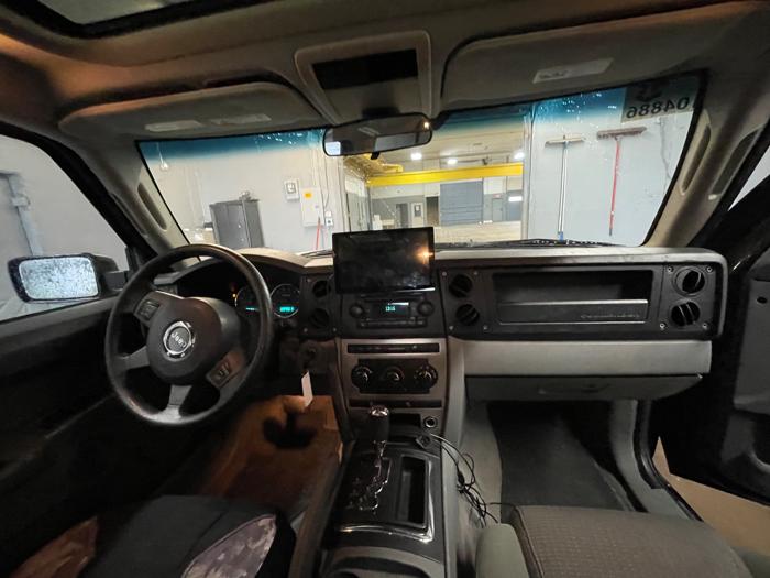 2007 jeep commander sport-4wd with 142319 miles for sale near elk-river, minnesota 5e1874aded134025baeace6b9faf694a.jpeg