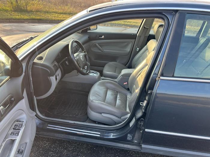 2002 volkswagen passat gls with 114468 miles for sale near elk-river, minnesota 5e5078ae698d49498916d12bd8e05ae1.jpg