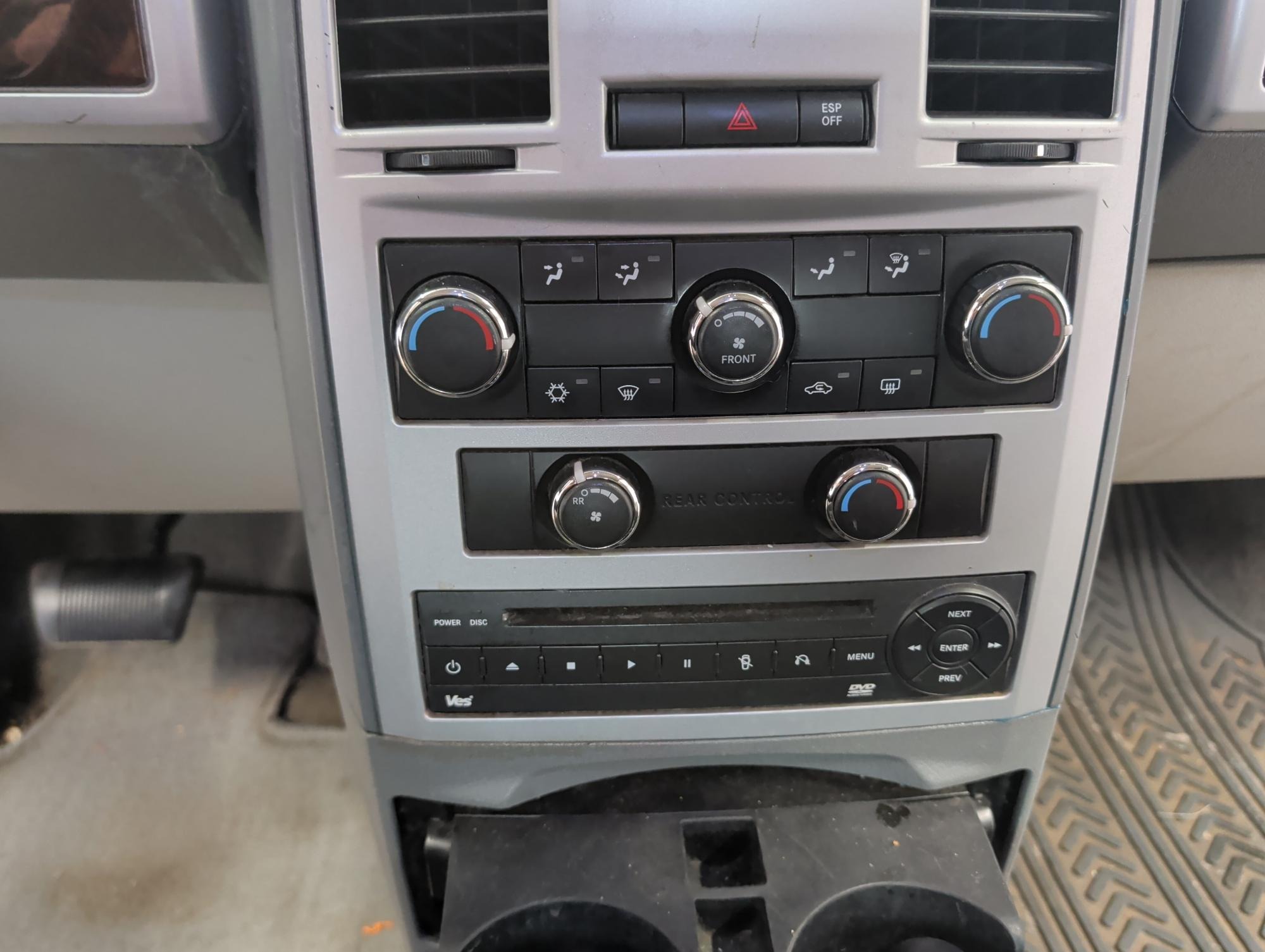 2009 chrysler town-&amp;-country with 195103 miles for sale near elk-river, minnesota 5e572e56dad14ca99aa909ce6bbc41e9.jpg
