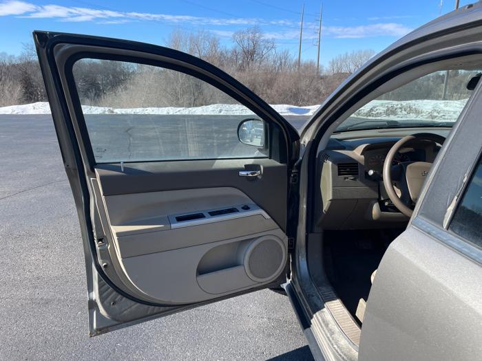 2008 jeep compass sport-4wd with 226904 miles for sale near clearwater, minnesota 5e5dab61b1604b87a2a4bc150881205a.jpeg