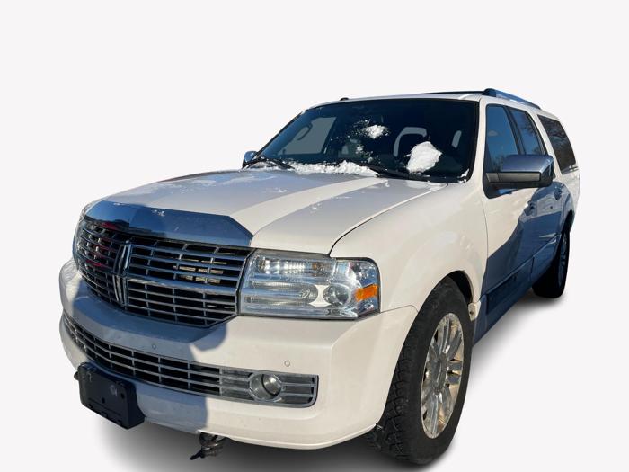 2011 lincoln navigator l with 218229 miles for sale near elk-river, minnesota 5e79efb3951c4b12b27afdd4a1a21d8a.jpg