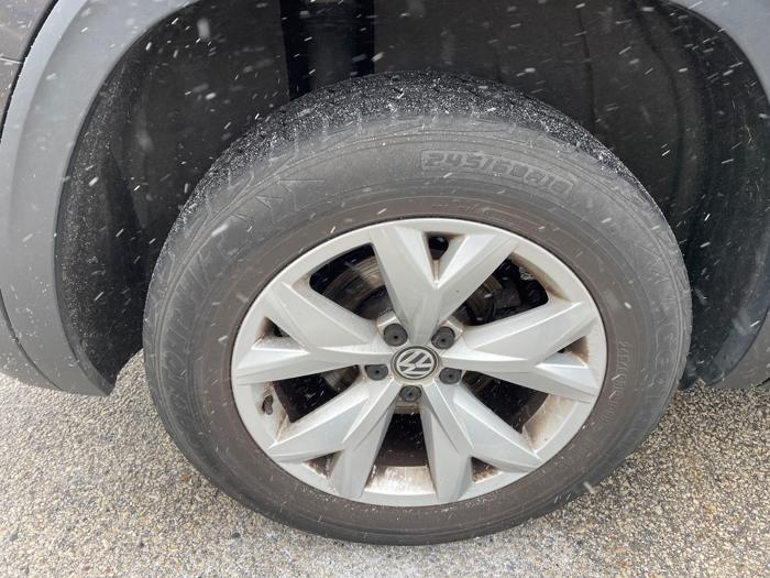 2018 volkswagen atlas v6-se-awd with 133566 miles for sale near rochester, minnesota 5e951e1c822947bf87528048b5844144.jpeg