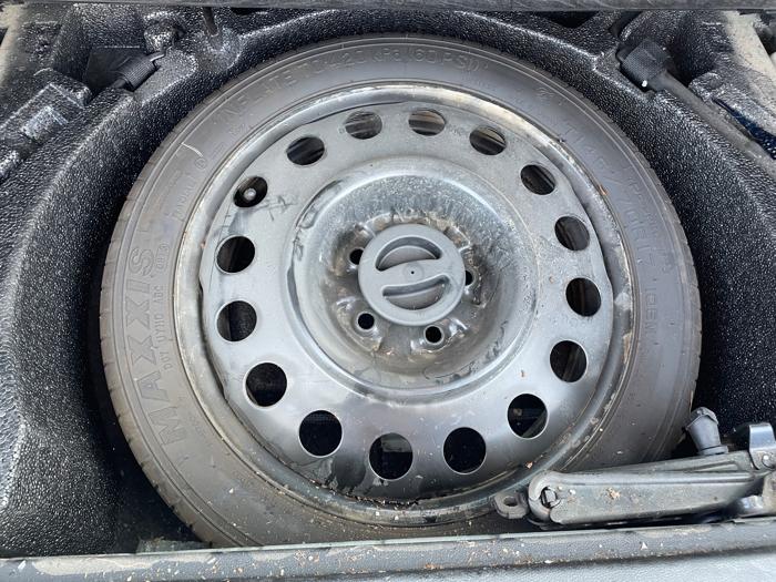 2013 chevrolet equinox ls-awd with 115697 miles for sale near burnsville, minnesota 5ea2378f771c4355a6861cbc11d741ca.jpeg