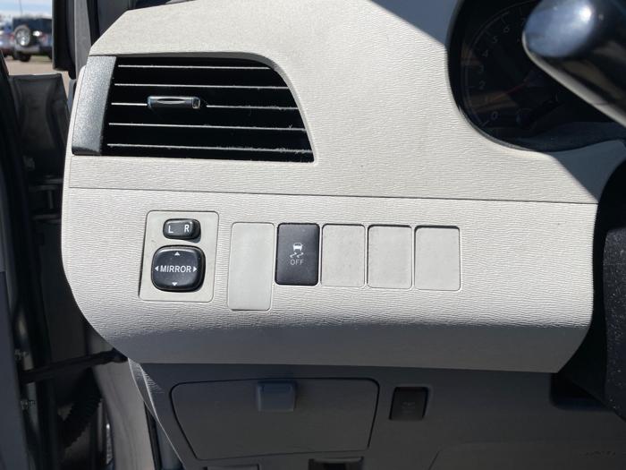 2013 toyota sienna le-fwd-8-passenger-v6 with 309236 miles for sale near brainerd, minnesota 5eae9247ee88412dbf1204356c908232.jpeg