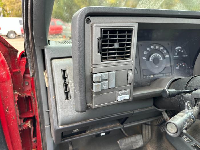 1990 chevrolet c-k-1500 reg.-cab-w-t-8-ft.-bed-4wd with 181934 miles for sale near elk-river, minnesota 5ebda7f180d94c6ea430397bf50d133c.jpg