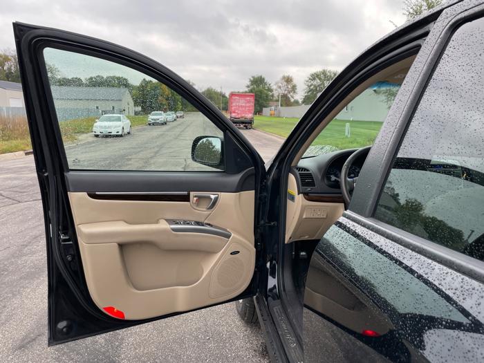 2011 hyundai santa-fe limited-3.5-4wd with 80623 miles for sale near elk-river, minnesota 5ed544a1ddc14dc6b00acabe2aad1cb1.jpeg
