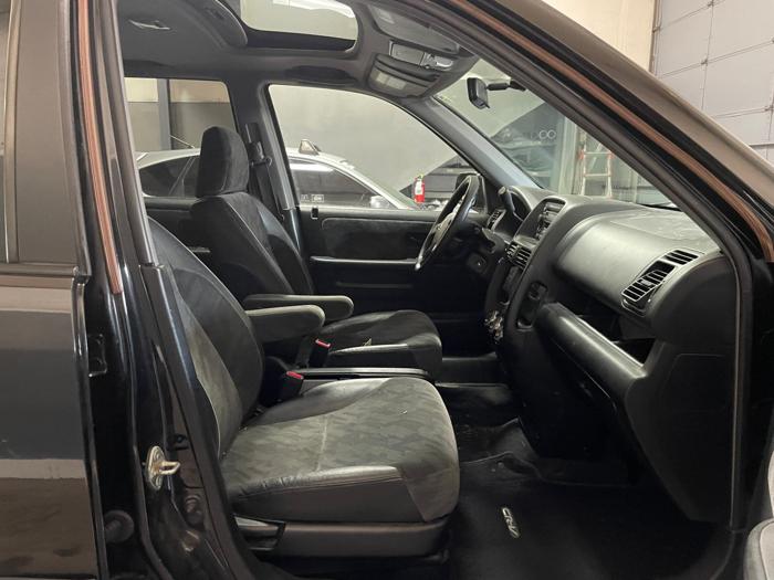 2004 honda cr-v ex with 263372 miles for sale near elk-river, minnesota 5f016f9e554a4ebaba4114de16a36c39.jpg