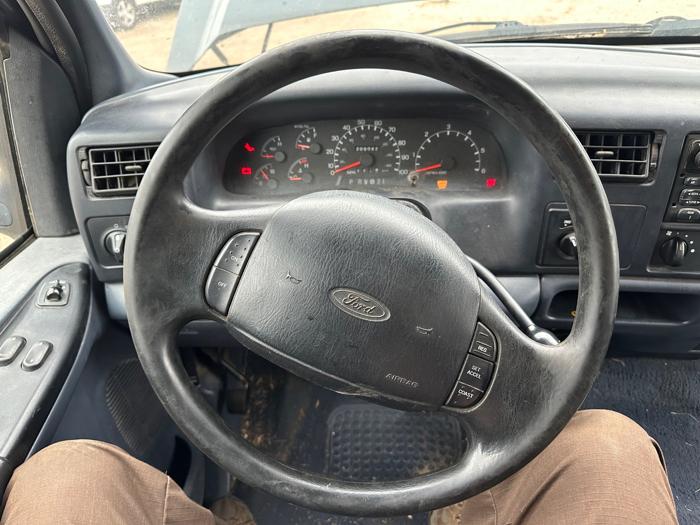 2000 ford f-250-sd xl-supercab-short-bed-4wd with 209082 miles for sale near elk-river, minnesota 5f145c48938e4e539419319ad00e545f.jpeg