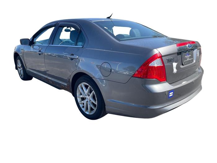 2011 ford fusion i4-sel with 199642 miles for sale near white-bear-lake, minnesota 5f16fb516e9946fb9d31ea193e25fa42.jpg