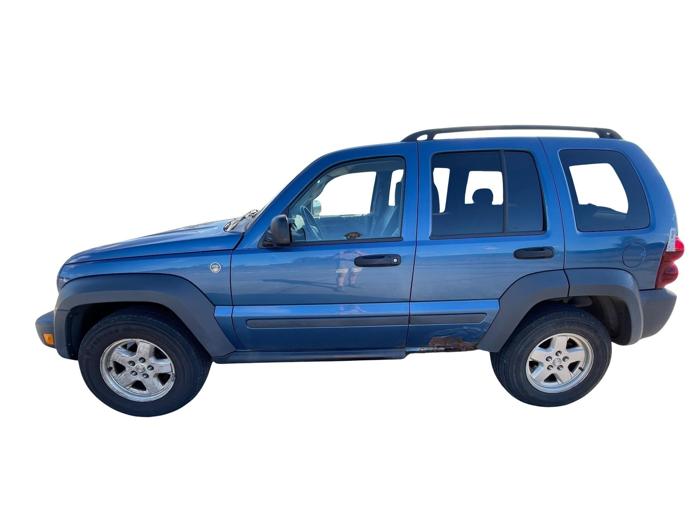 2006 jeep liberty sport-4wd with 171846 miles for sale near elk-river, minnesota 5f7ebe3324524dd0a06cab014eb4b8ef.jpg