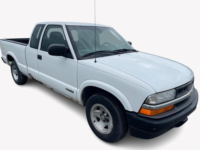 2001 chevrolet s-10-pickup with 161221 miles for sale near elk-river, minnesota 5f838633063a4658a0c1b7c1f8f92766.jpg