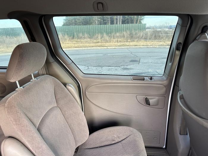 2002 dodge grand-caravan el with 96722 miles for sale near elk-river, minnesota 5fa2e360324d4d9d8ee855fa0fc8d224.jpeg