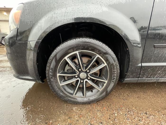 2016 dodge grand-caravan r-t with 148594 miles for sale near elk-river, minnesota 5fa55a6eb3da4c89bb3f50ee28efb809.jpeg