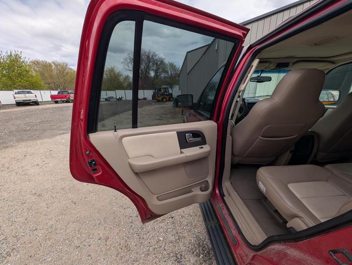 2003 ford expedition eddie-bauer-4wd with 185881 miles for sale near elk-river, minnesota 5fc05c988da64c1d801dbcd0d233457d.jpg