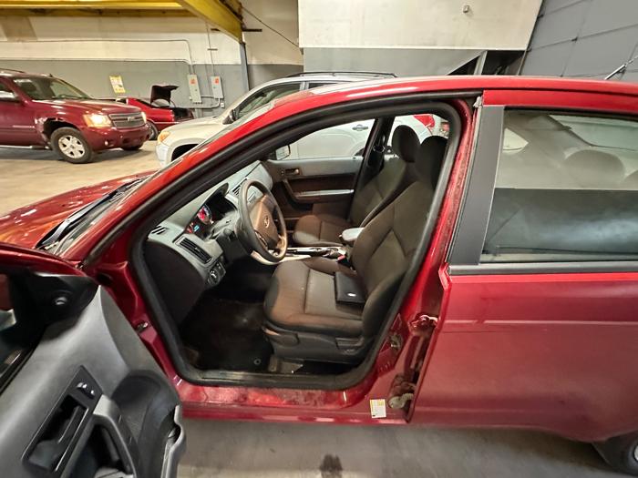 2010 ford focus se-sedan with 100334 miles for sale near elk-river, minnesota 5fd939f813f9414a939206b1104e334b.jpeg