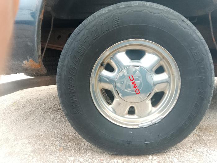 2002 gmc sierra-1500 sl-short-bed-4wd with 151825 miles for sale near elk-river, minnesota 5ff8241303fc407c94312cc12963f8b0.jpg