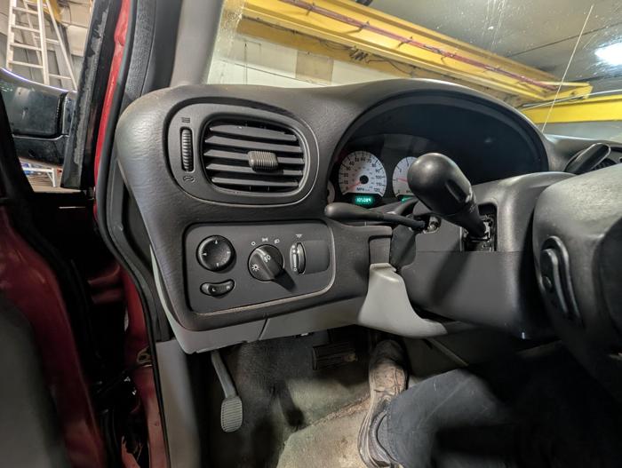2007 dodge grand-caravan sxt with 105090 miles for sale near elk-river, minnesota 6000eadd4aa34d328aa2a1165fff5c67.jpg