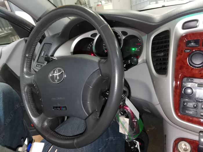 2005 toyota highlander limited-v6-4wd with 289486 miles for sale near elk-river, minnesota 600d75acc09041b894714262fca9de41.jpg
