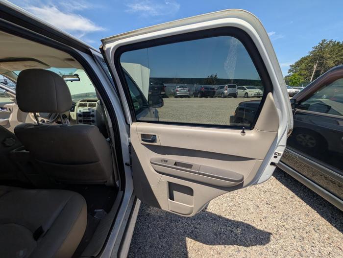 2008 mercury mariner v6-4wd with 165493 miles for sale near elk-river, minnesota 603bec49e7f94896893f52cbe24b7d7e.jpg