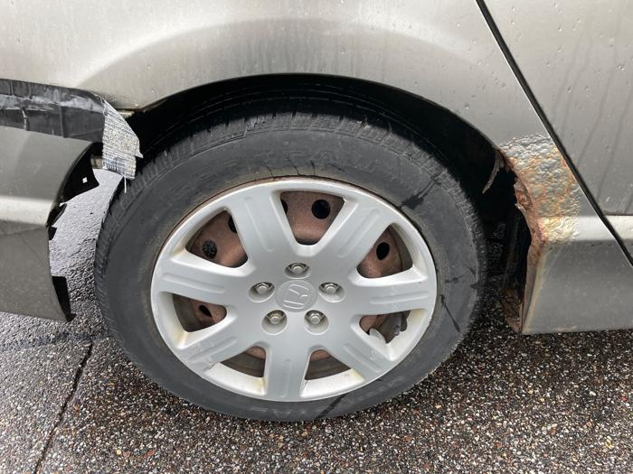 2006 honda civic lx-sedan-at with 192747 miles for sale near elk-river, minnesota 604dabe8bc05467cb209a276c6bd8699.jpeg