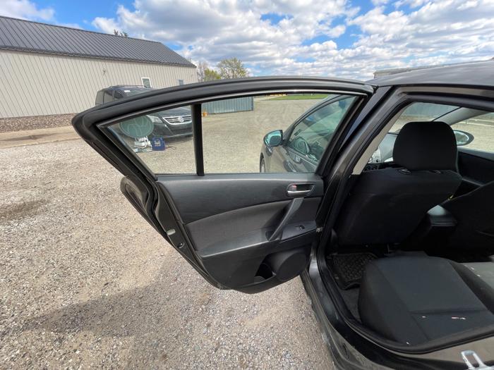 2011 mazda mazda3 i-touring-4-door with 176711 miles for sale near elk-river, minnesota 606d622a998d41149e960354e4bf7856.jpeg