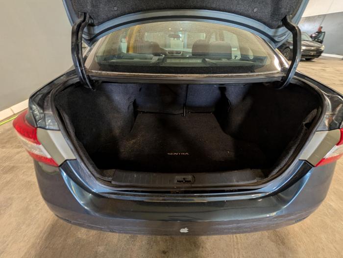 2013 nissan sentra s-6mt with 189525 miles for sale near elk-river, minnesota 60db97b0907b46d6a9417090e28c970e.jpg