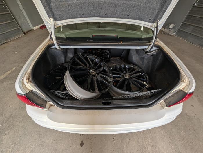 2005 buick lesabre limited with 159535 miles for sale near elk-river, minnesota 60e3891e3a2c40af99fd10071e7c6528.jpg