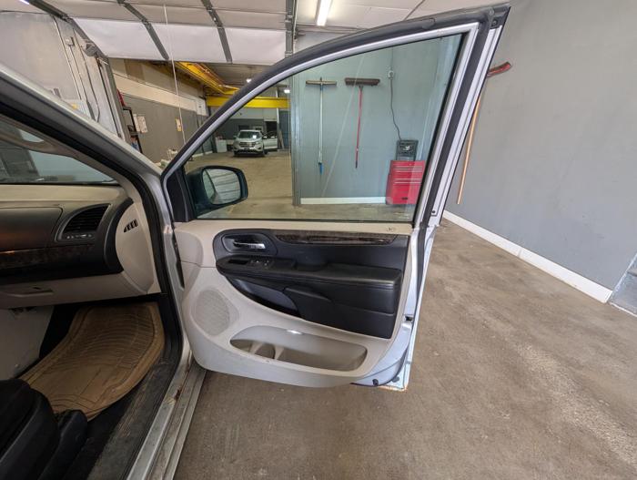 2011 dodge grand-caravan mainstreet with 214928 miles for sale near elk-river, minnesota 60e9130b505e40fcbd109147de6e7a5e.jpg