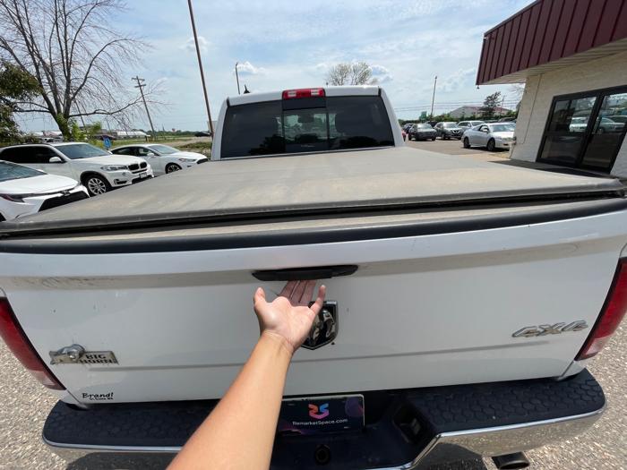 2014 ram 1500 slt-crew-cab-swb-4wd with 241392 miles for sale near elk-river, minnesota 60efad9a277d45348cae39ecc64b0936.jpeg