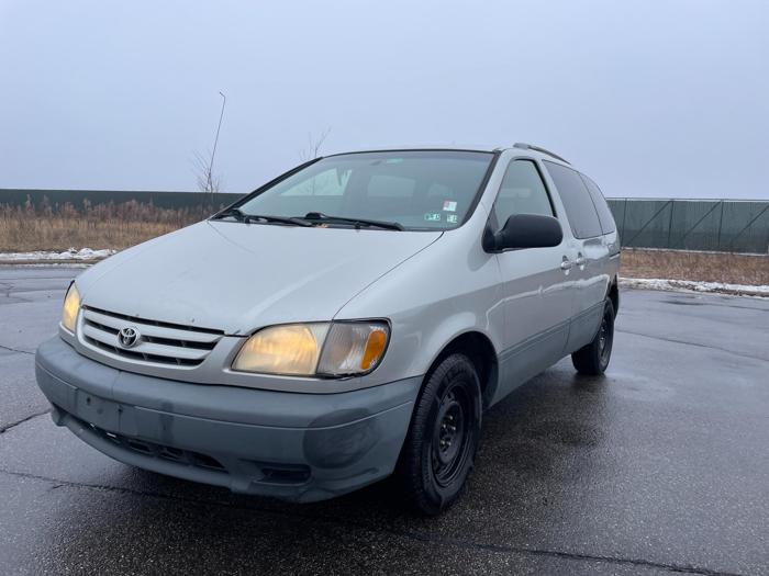 2003 toyota sienna ce with 194306 miles for sale near elk-river, minnesota 60f3da3c4e894968a6e838954663b317.jpg