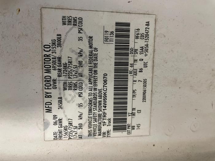 2009 ford f-150 xl with 174980 miles for sale near elk-river, minnesota 610108b8a0584e458e0fe6373bbd797b.jpg