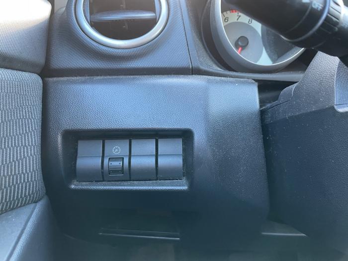 2009 mazda mazda3 i-sport-4-door with 181659 miles for sale near elk-river, minnesota 61060d2100ed415d96609375e663072e.jpeg