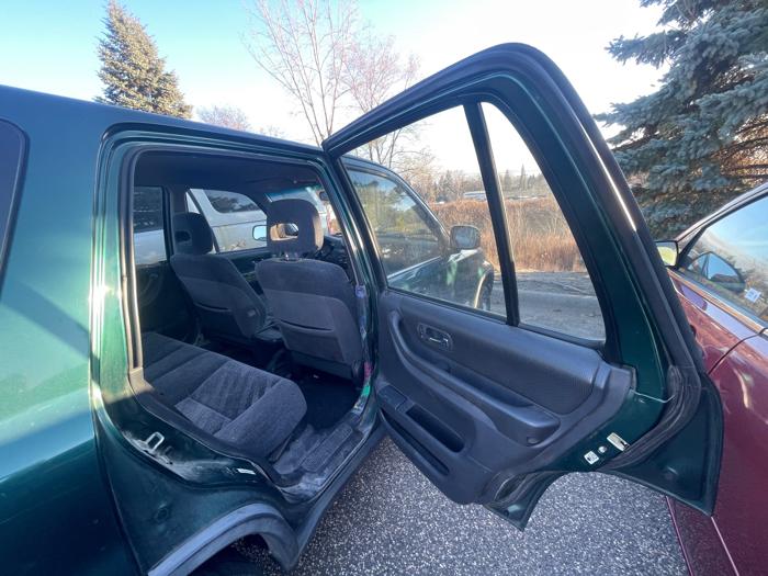 2000 honda cr-v ex-4wd with 339696 miles for sale near fridley, minnesota 611519e889614768a1da2da4ac1963f4.jpeg