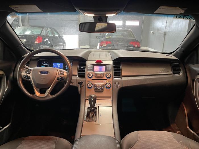 2014 Ford Taurus
