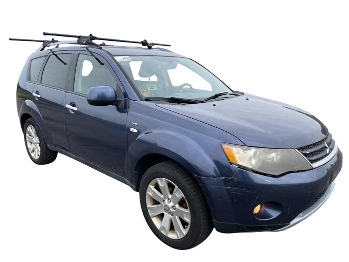 2008 mitsubishi outlander xls-4wd with 222706 miles for sale near elk-river, minnesota 6152fb7190c6416f8ee957c6209b7ad7.jpg