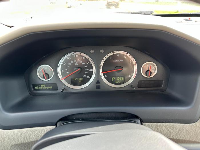 2007 volvo xc70 cross-country with 147108 miles for sale near elk-river, minnesota 615dd1427ffd4ba1be25093f334c8715.jpg