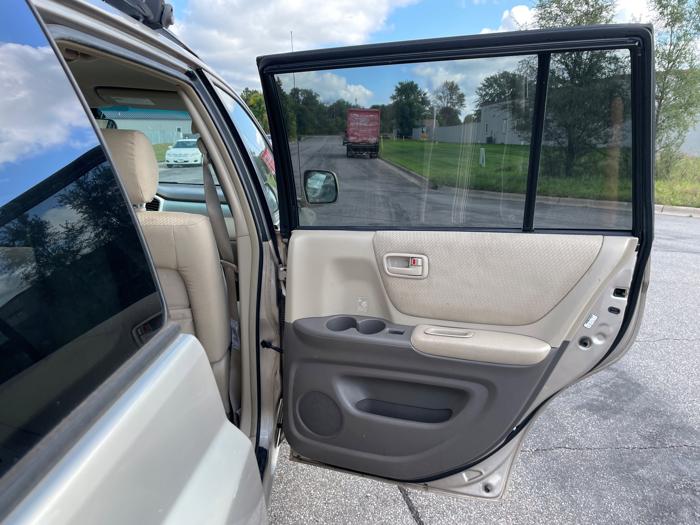2005 toyota highlander limited-v6-4wd with 257291 miles for sale near elk-river, minnesota 617a1e82b5684806806da82e93e7a34a.jpeg