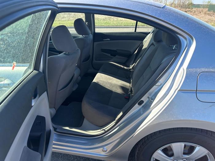 2012 honda accord lx-sedan-at with 224945 miles for sale near elk-river, minnesota 61898b2c0e48475cb0bfa2ad373cdcd2.jpeg