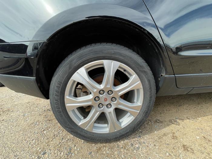 2015 cadillac srx performance-collection-awd with 112665 miles for sale near rice, minnesota 61b28c9b458645b7aece57351778853f.jpeg