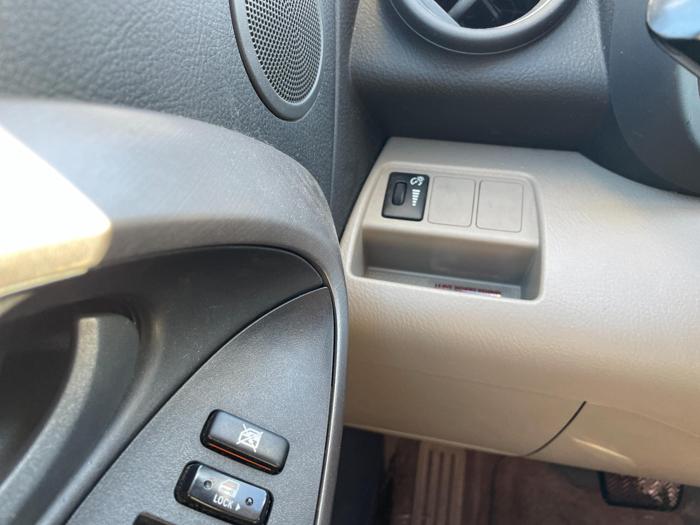 2007 toyota rav4 limited with 136467 miles for sale near elk-river, minnesota 61c7201f36b64958a8b141c2ca937e64.jpg